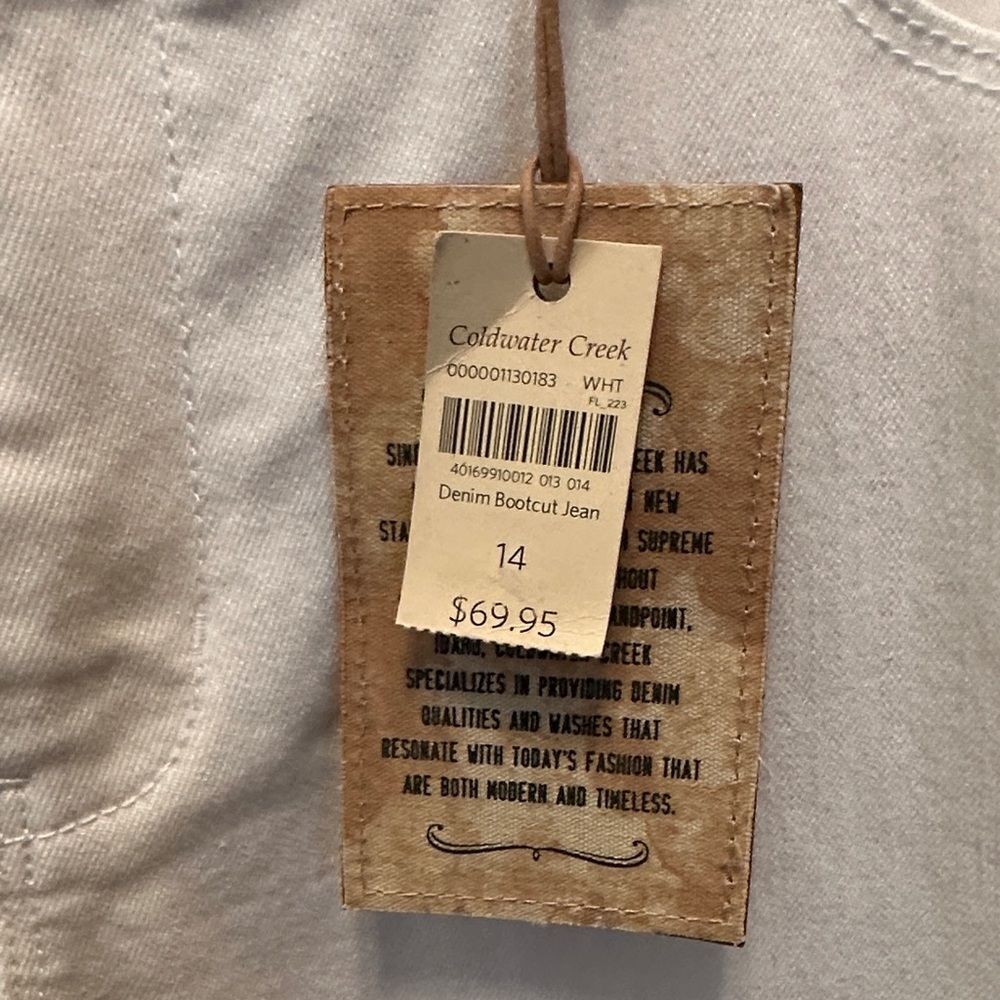 Coldwater Creek Women's Cream Straight Leg Jeans - Picture 2 of 5